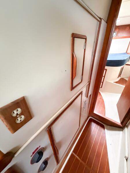 43' 1989 Irwin 43 Mark III