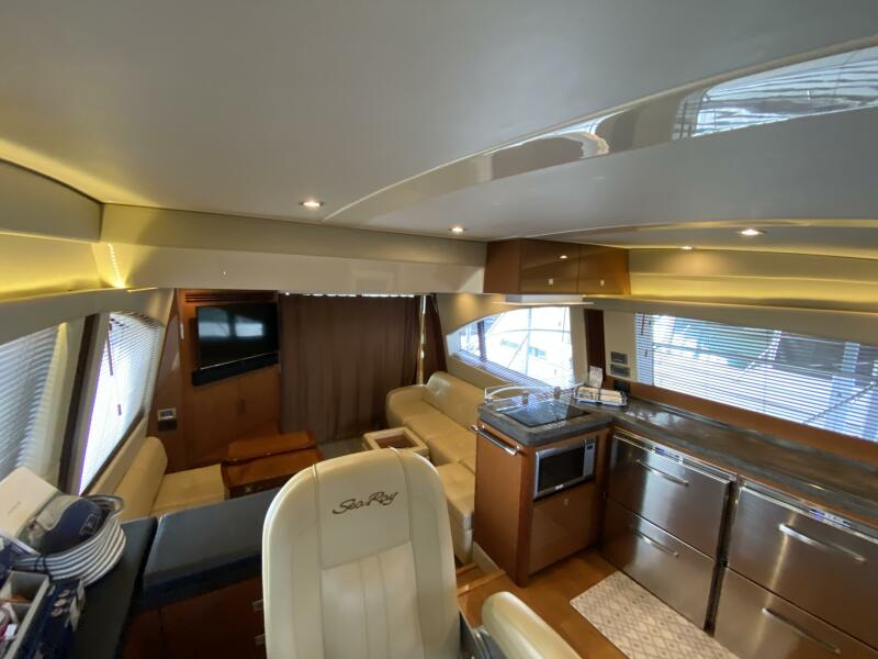 50' 2016 Sea Ray 510 FLY