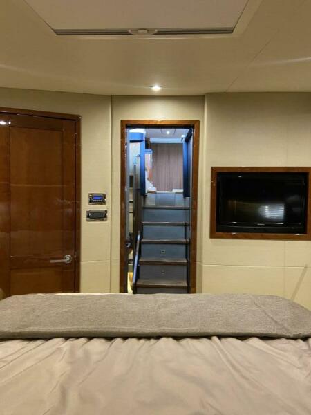 50' 2016 Sea Ray 510 FLY