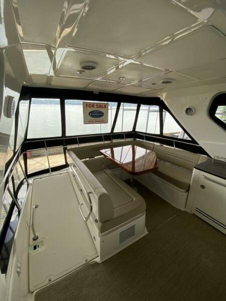 50' 2016 Sea Ray 510 FLY