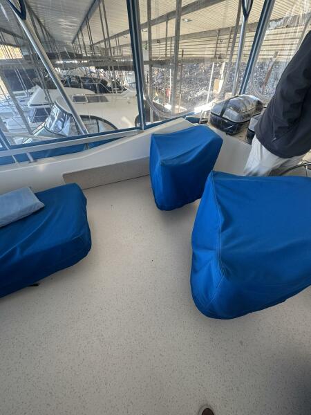 58' 2006 Gibson 5500 Series