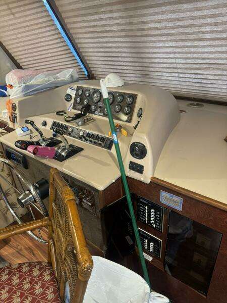 58ft Gibson Yacht For Sale