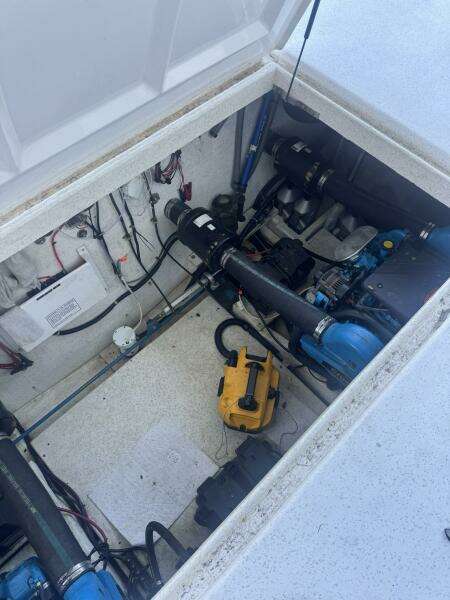 58ft Gibson Yacht For Sale