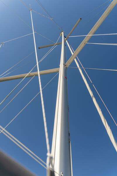 Fine Tuned 38ft Beneteau Yacht For Sale