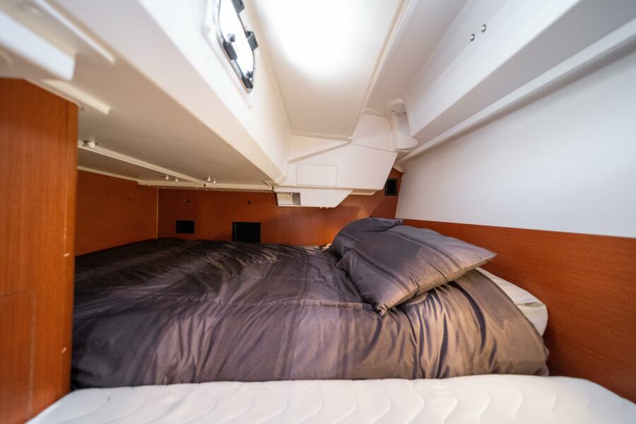 38' 2019 Beneteau Oceanis 38.1