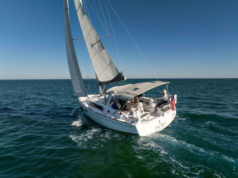 Fine Tuned 38ft Beneteau Yacht For Sale