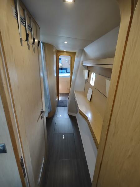 51' 2020 Outremer 51