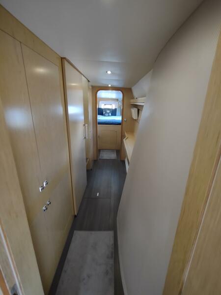 51' 2020 Outremer 51