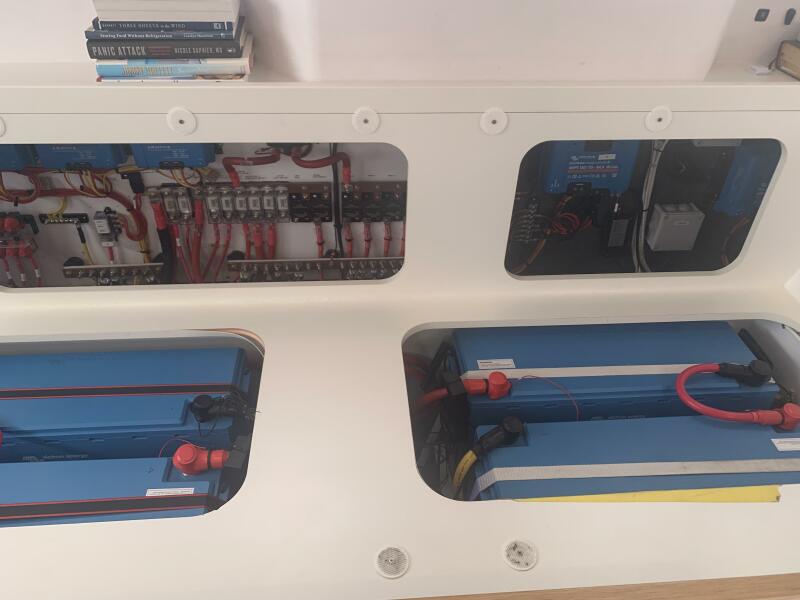 51' 2020 Outremer 51