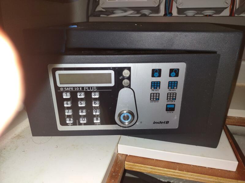 51' 2020 Outremer 51