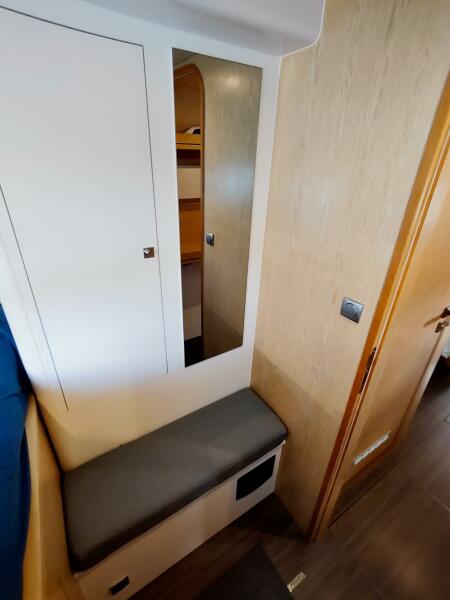 51' 2020 Outremer 51