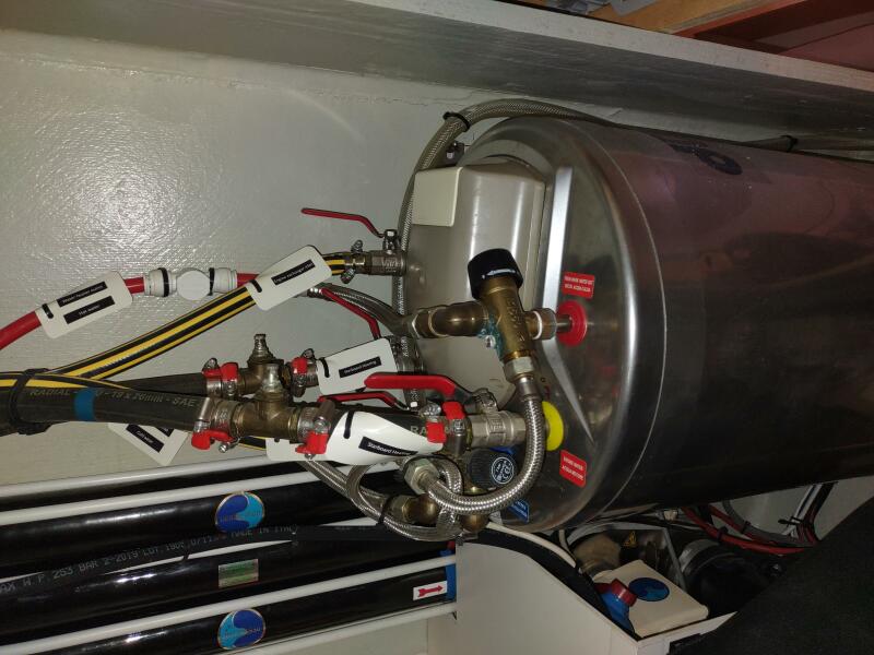 51' 2020 Outremer 51