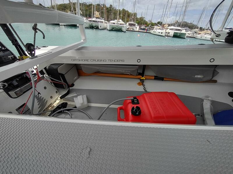 51' 2020 Outremer 51