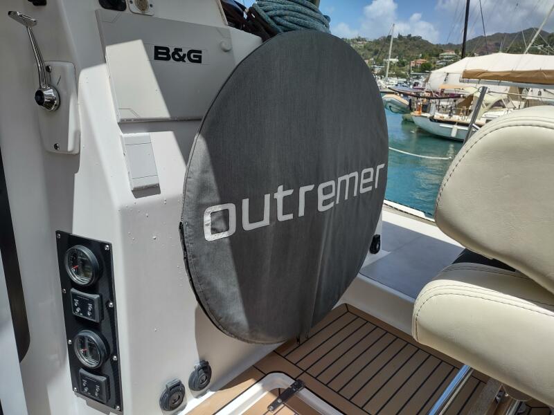 51' 2020 Outremer 51