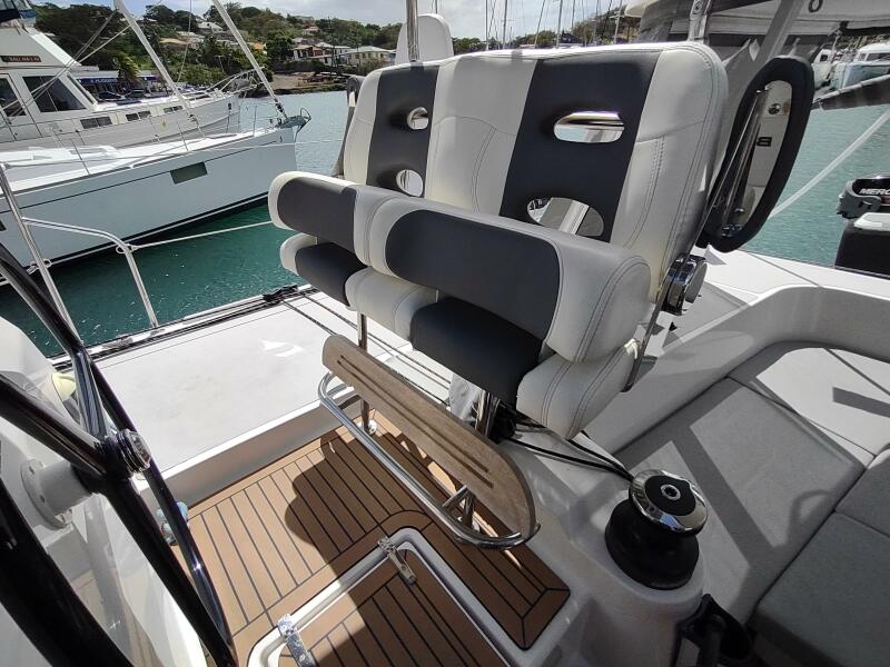 51' 2020 Outremer 51