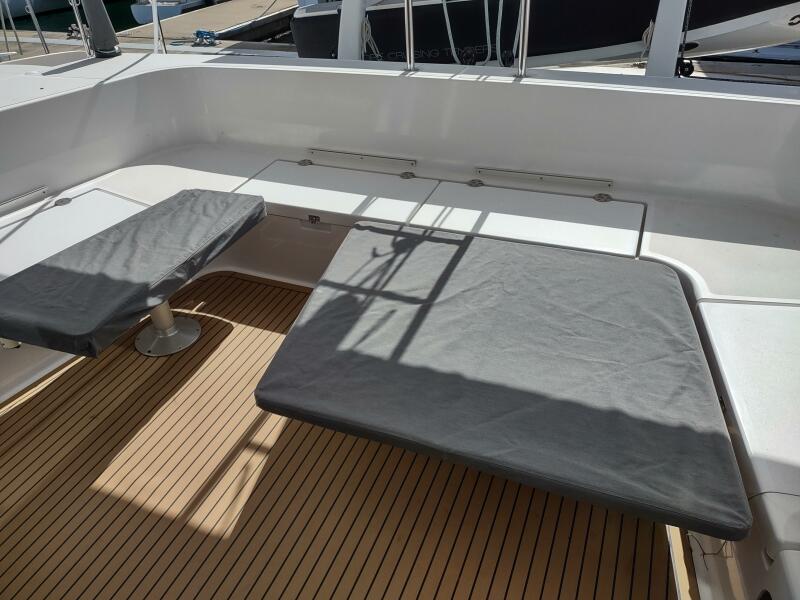 51' 2020 Outremer 51
