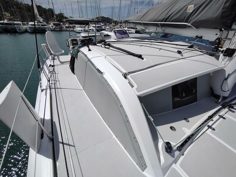 51' 2020 Outremer 51
