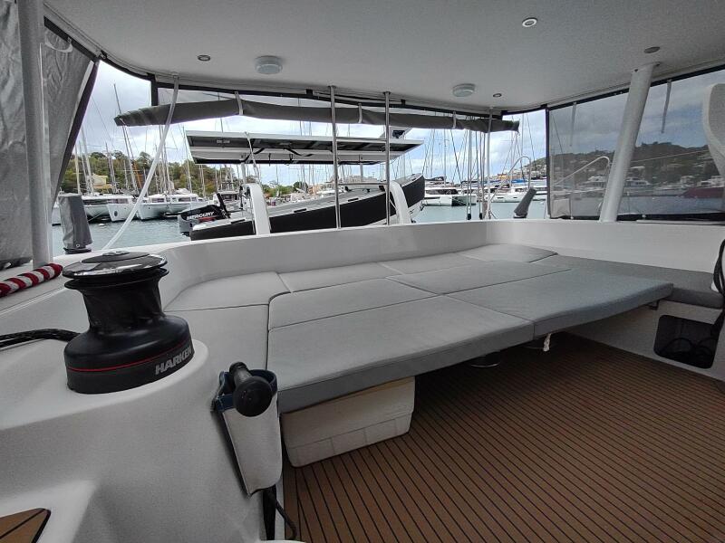 51' 2020 Outremer 51