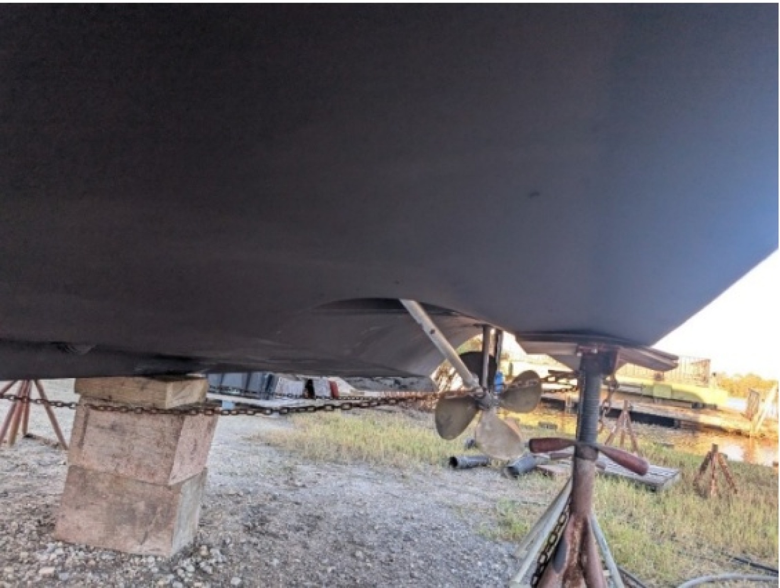 52' 2007 Bluewater 5200