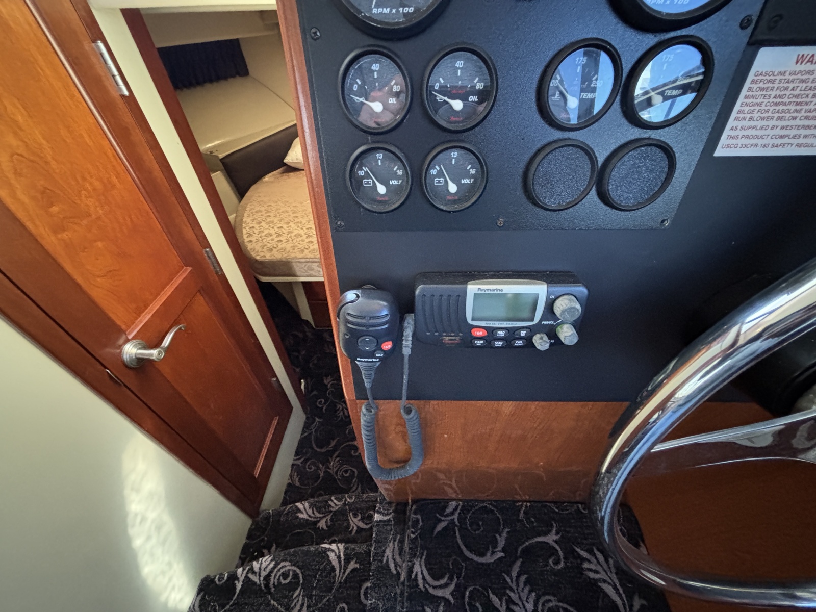 52' 2007 Bluewater 5200