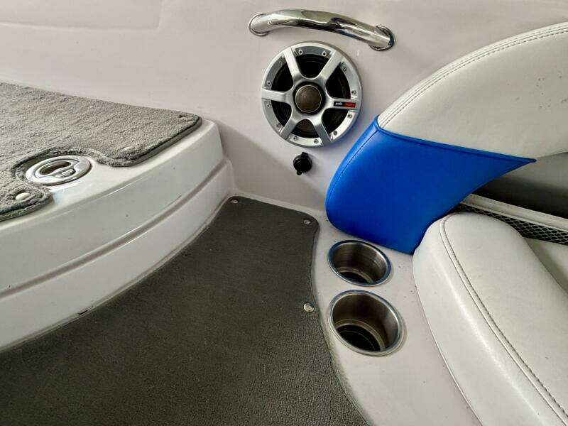 21ft Correct Craft Yacht For Sale