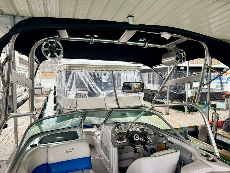 21ft Correct Craft Yacht For Sale