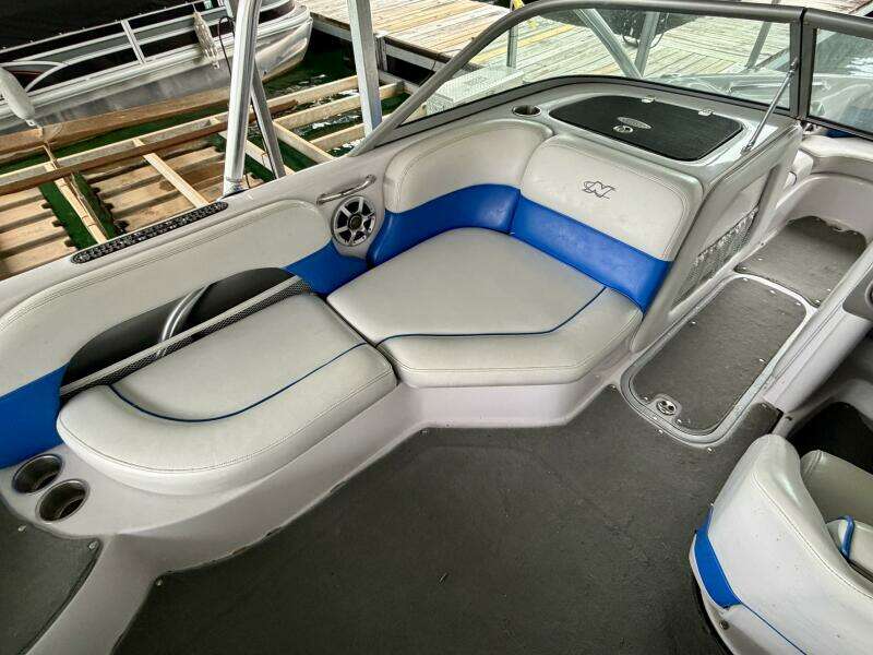 21ft Correct Craft Yacht For Sale