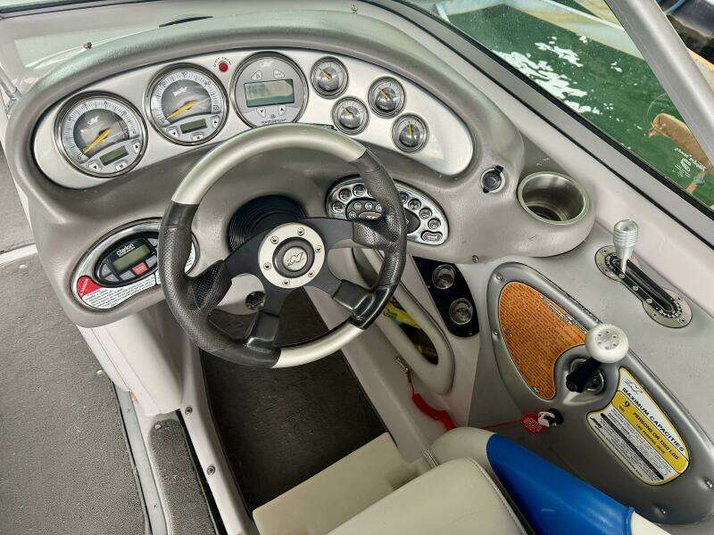 21ft Correct Craft Yacht For Sale