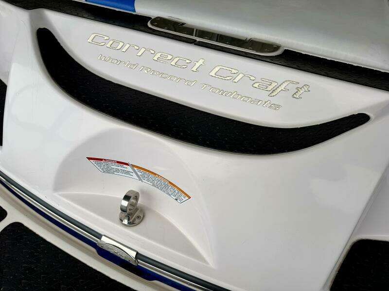 21ft Correct Craft Yacht For Sale