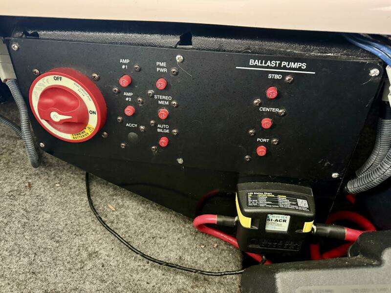 21ft Correct Craft Yacht For Sale