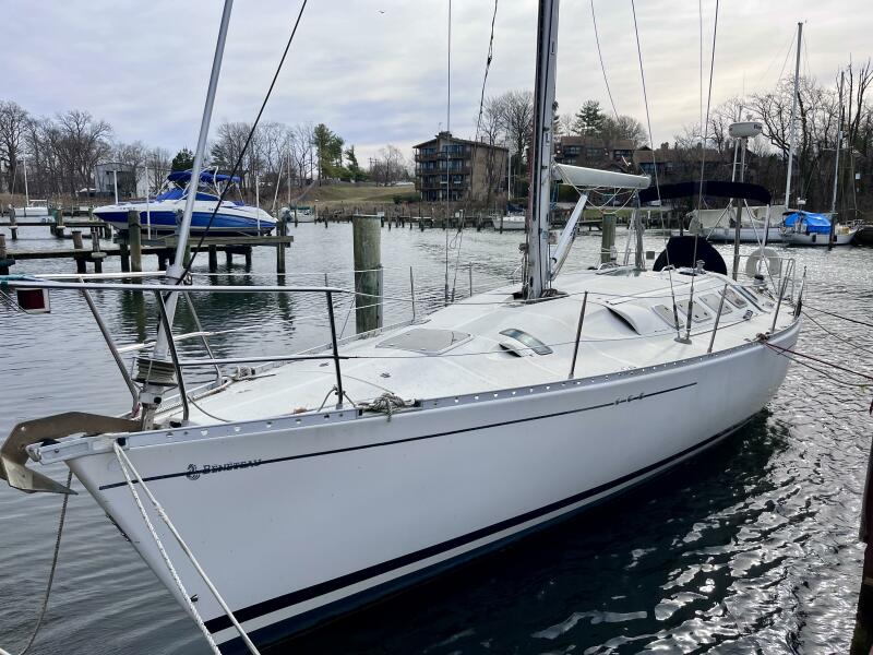 41' 1990 Beneteau 