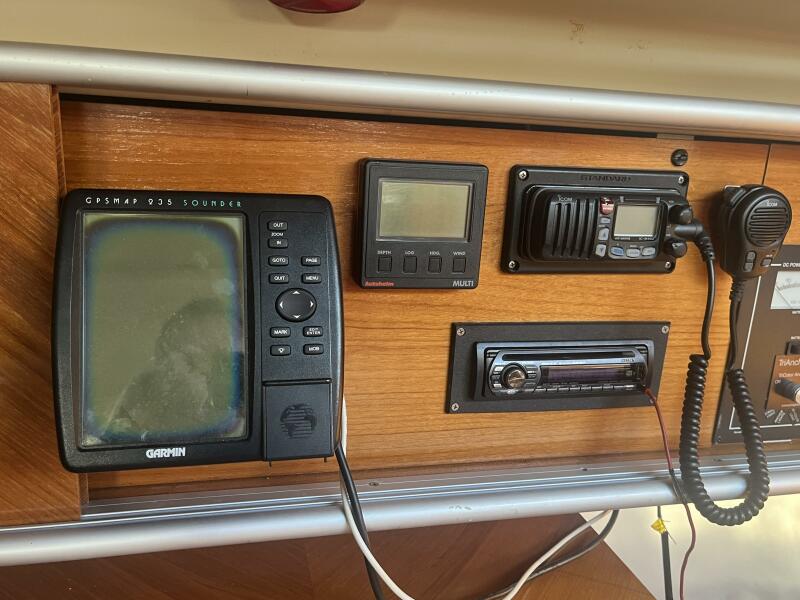 41' 1990 Beneteau 