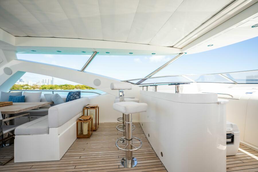 112' 2011 Sunseeker 34 Metre Yacht