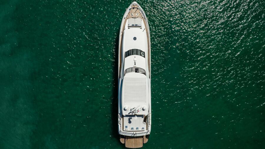 112' 2011 Sunseeker 34 Metre Yacht