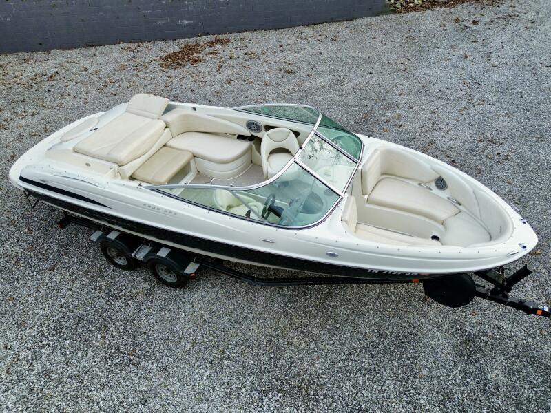22' 2007 Maxum 2200 SR3
