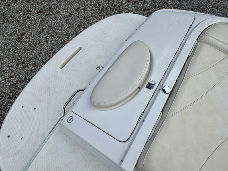 22' 2007 Maxum 2200 SR3