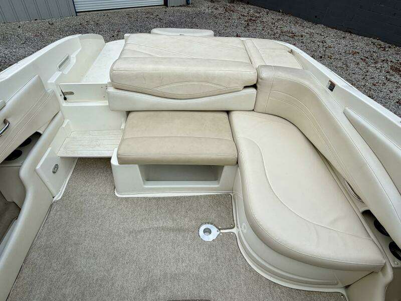 22ft Maxum Yacht For Sale