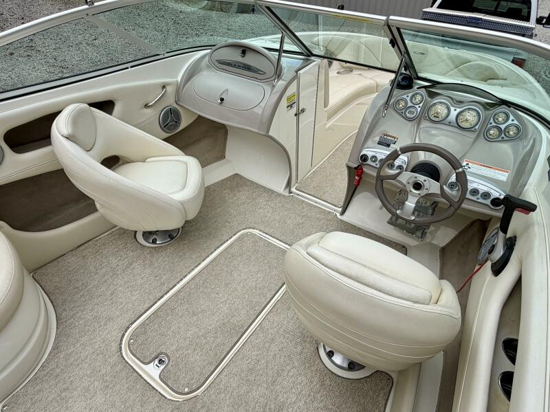 22' 2007 Maxum 2200 SR3