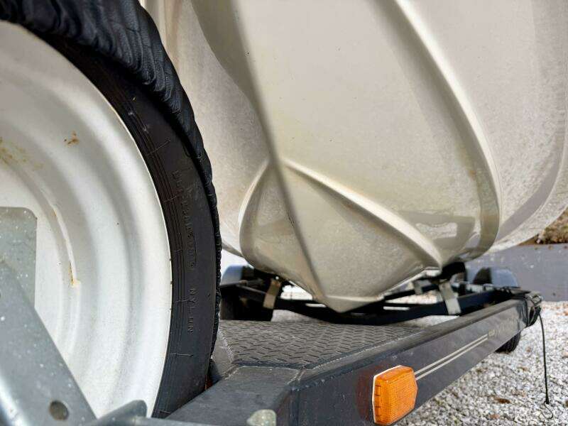 22ft Maxum Yacht For Sale