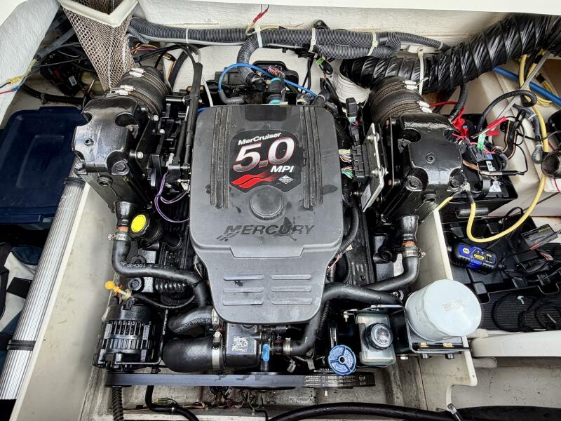 22' 2007 Maxum 2200 SR3