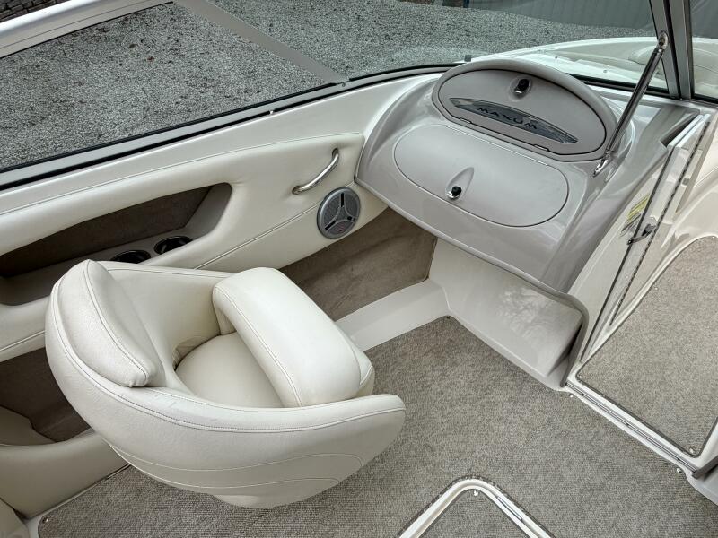 22' 2007 Maxum 2200 SR3