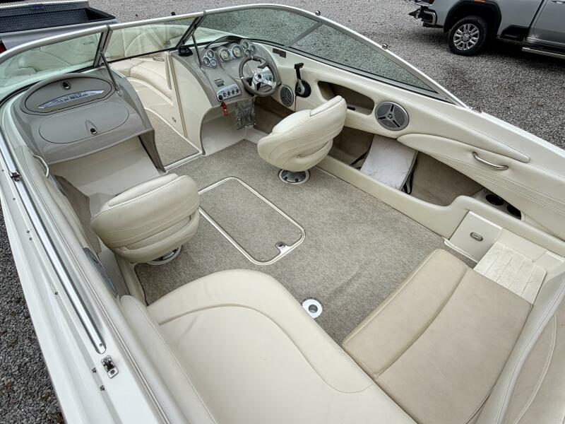 22' 2007 Maxum 2200 SR3