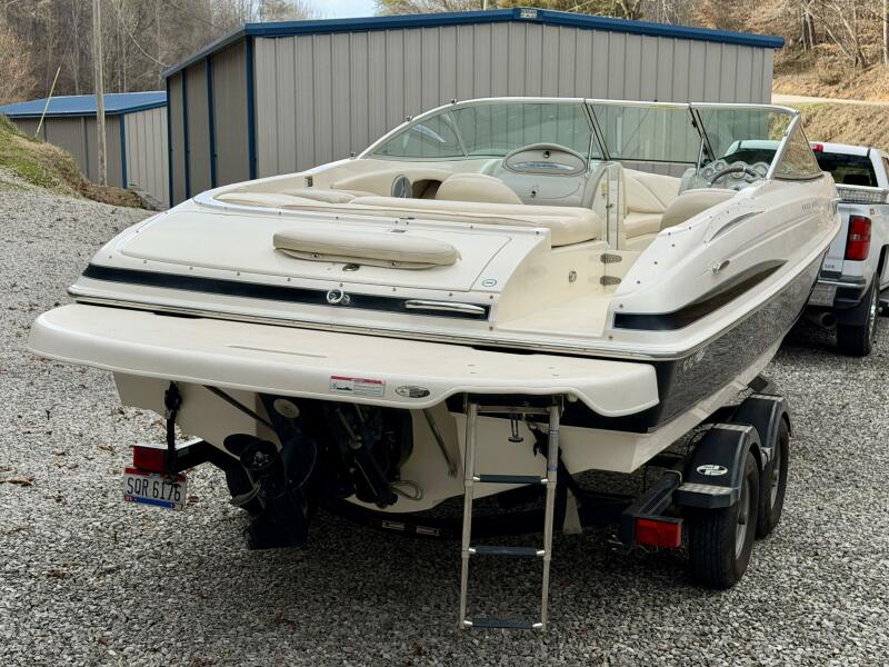 22' 2007 Maxum 2200 SR3