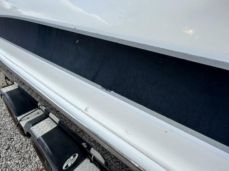 22' 2007 Maxum 2200 SR3