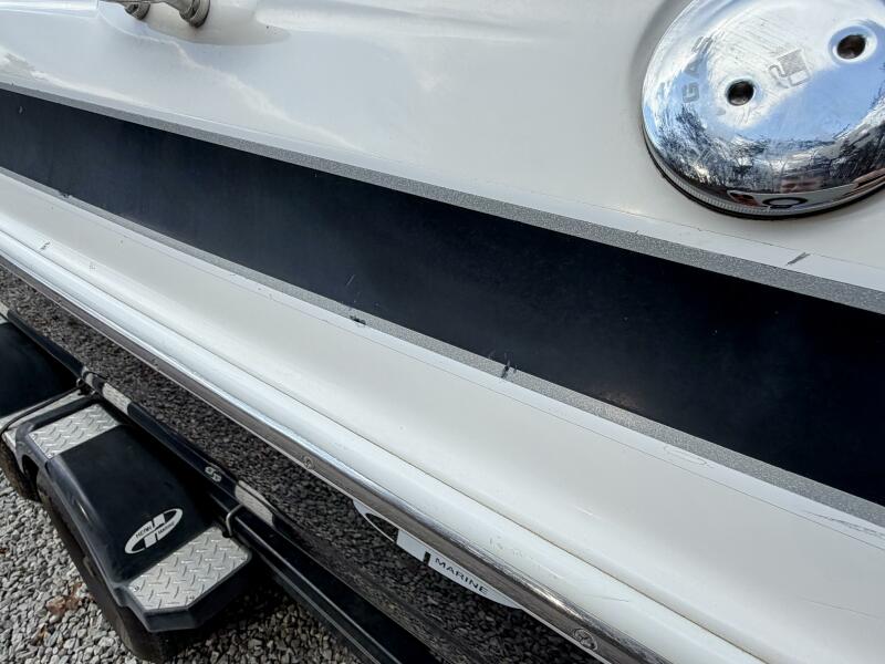 22' 2007 Maxum 2200 SR3