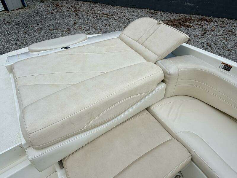 22ft Maxum Yacht For Sale