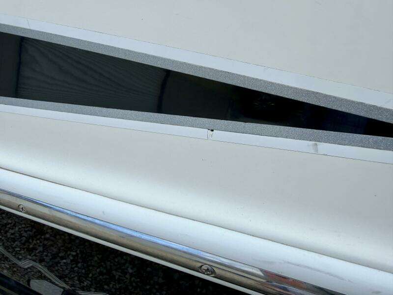 22ft Maxum Yacht For Sale