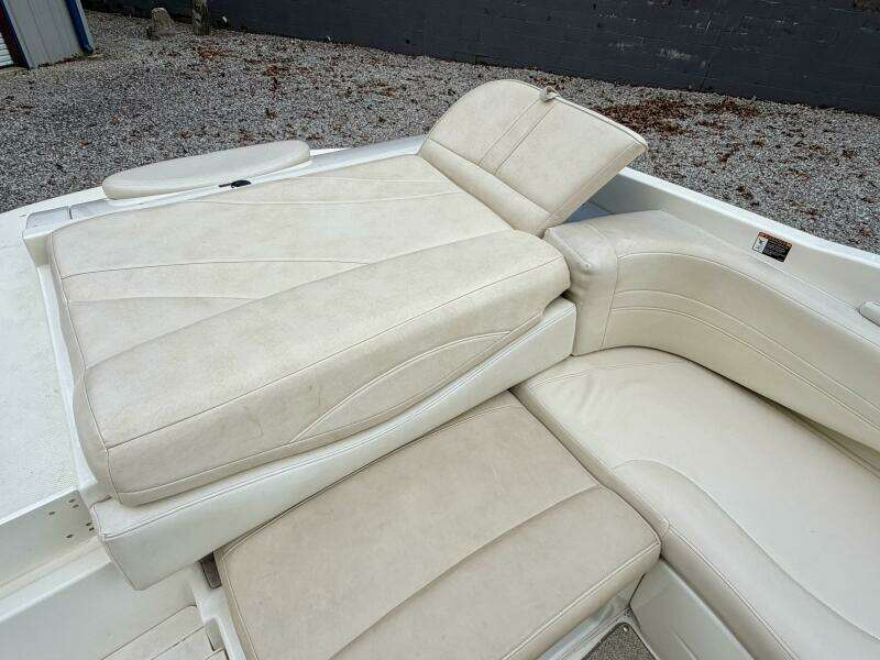 22ft Maxum Yacht For Sale