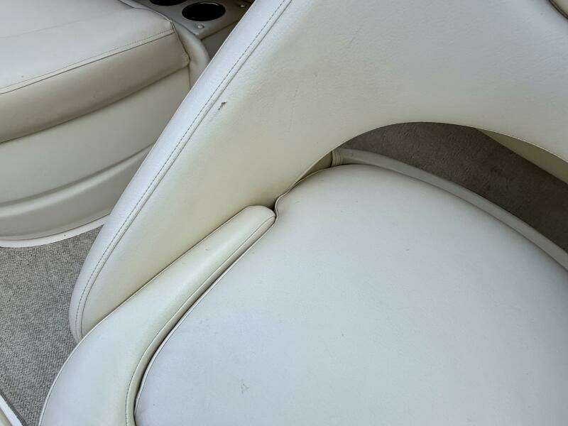 22ft Maxum Yacht For Sale