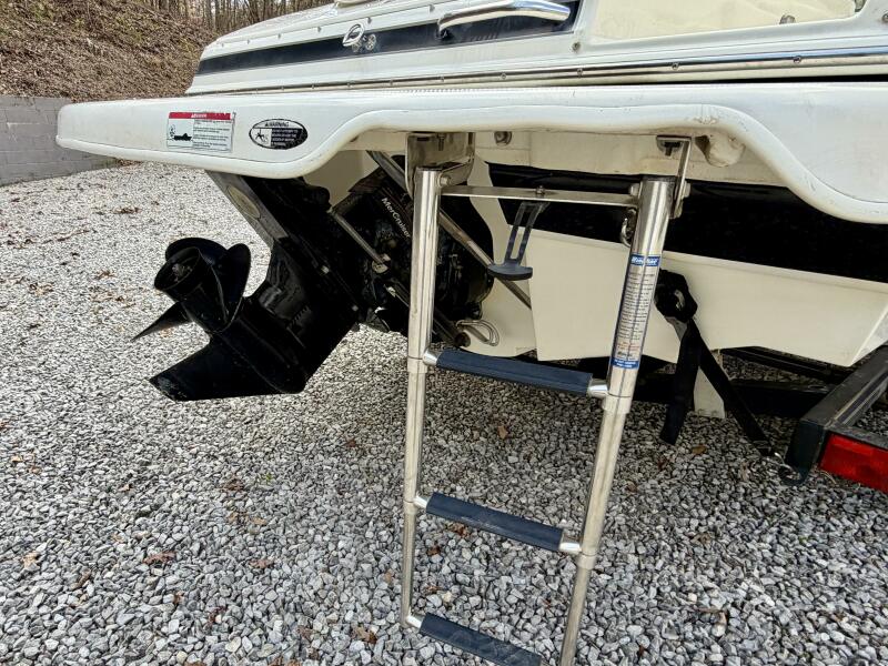 22' 2007 Maxum 2200 SR3